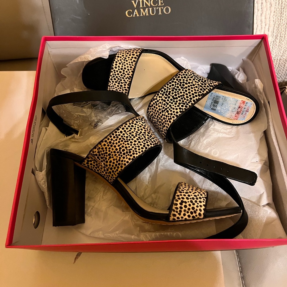 Vince Camuto Sandals